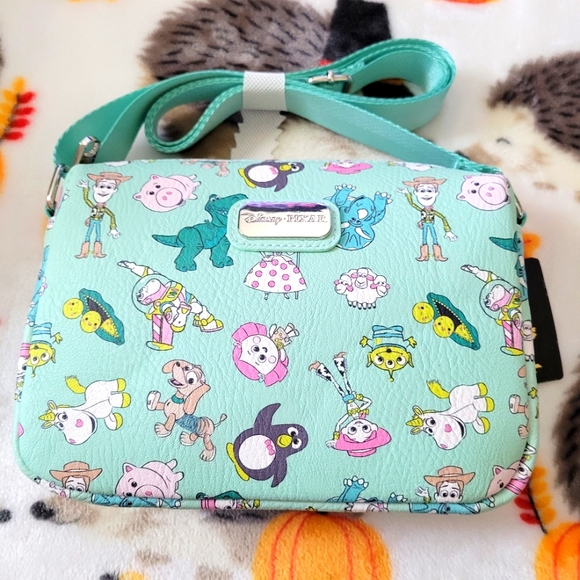 Disney Bags Disney Crossbody Bag Poshmark